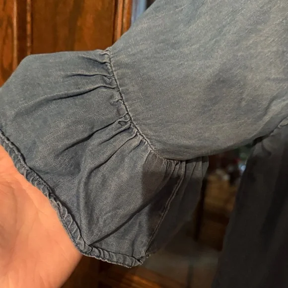 Mi Ami Womens Blue Chambray Ruffle Bell Sleeve Boho Peasant Blouse Top Medium - Picture 3 of 4